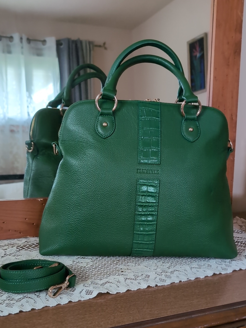 F&W Style Women's Green Italian Leather Chloe Everything Tote